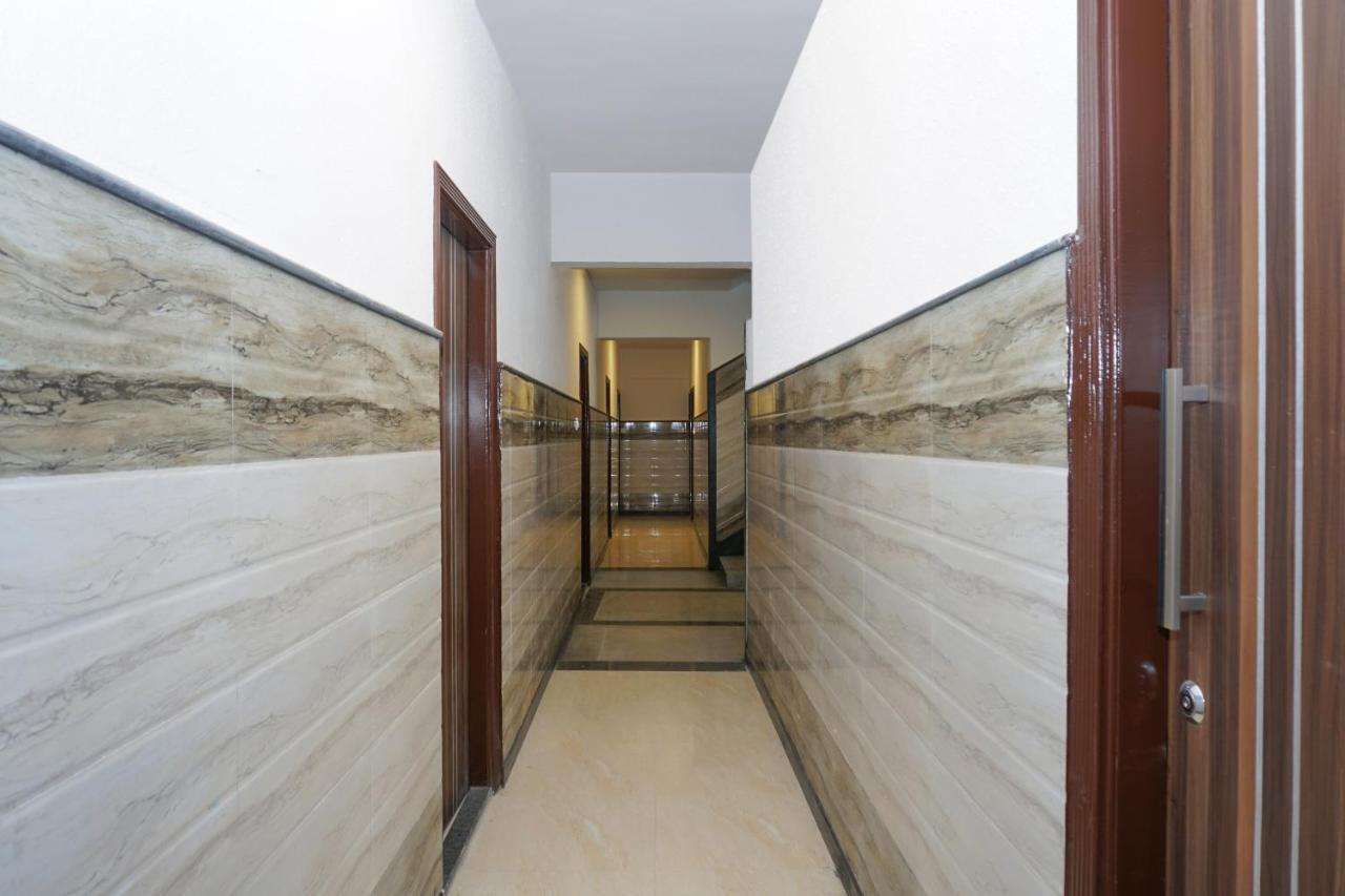 Hôtel Oyo 74862 Shree Krishna Leela à Manipal Extérieur photo